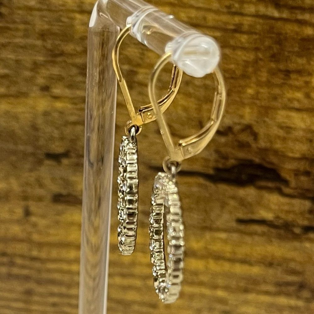 Stunning Dangling Earrings - Picture 5 of 8